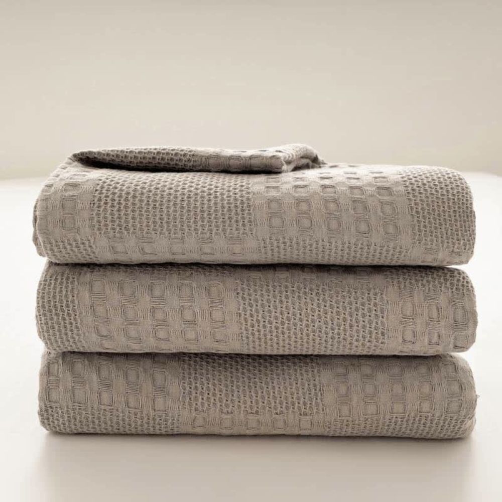 Olienna Waffle Organic Cotton Throw Blanket