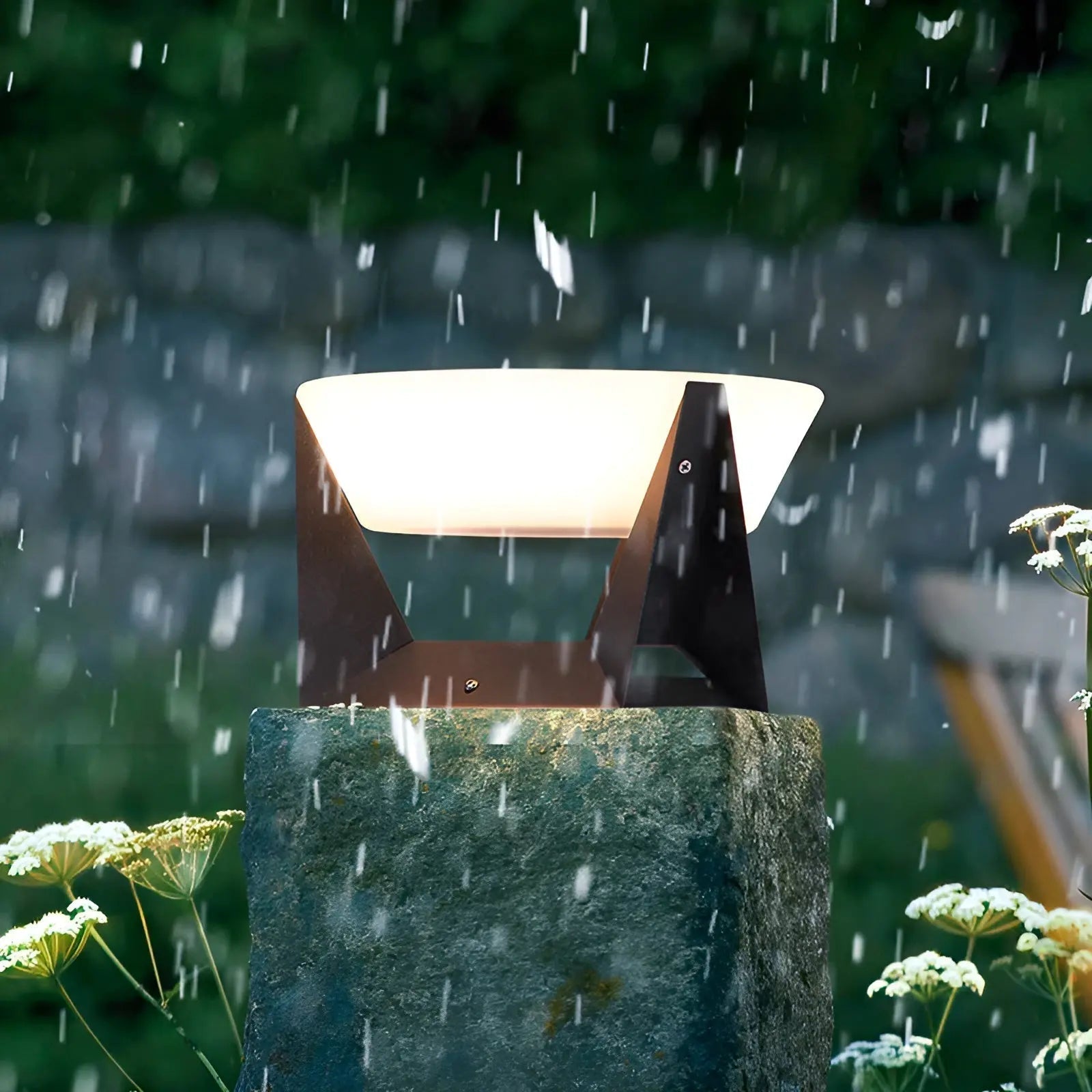 Milan Zen Solar Sundial Post Light