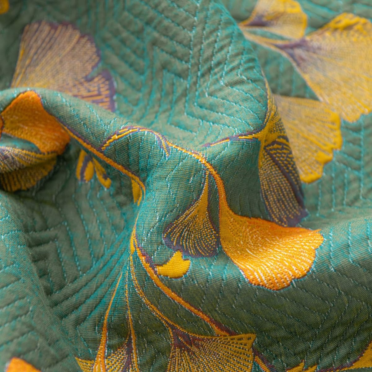 Velora Luxe Reversible Plush Comfort Throw