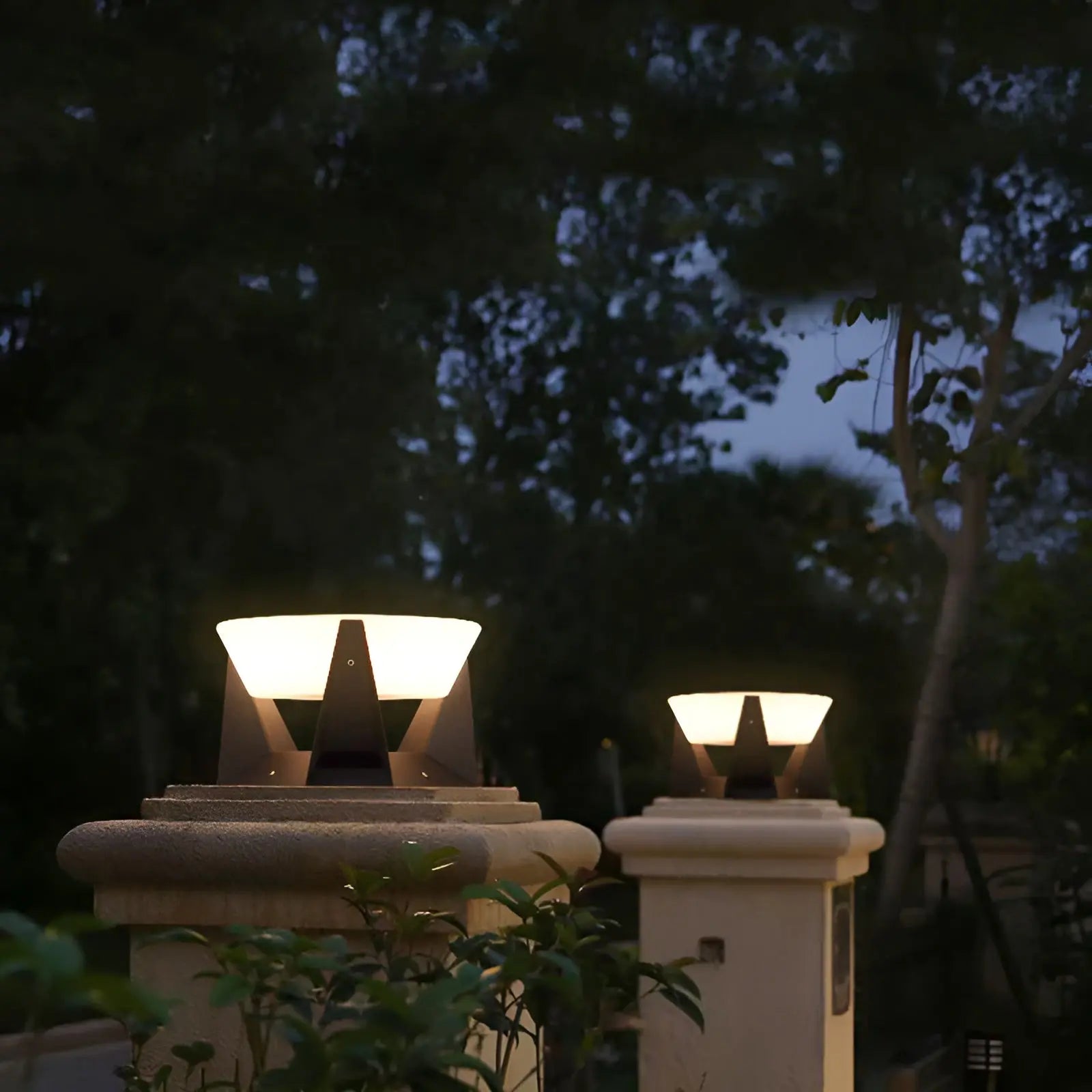 Milan Zen Solar Sundial Post Light