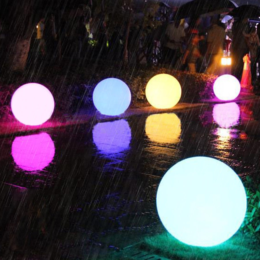 Veyra Aura Outdoor LED Globe Lamp