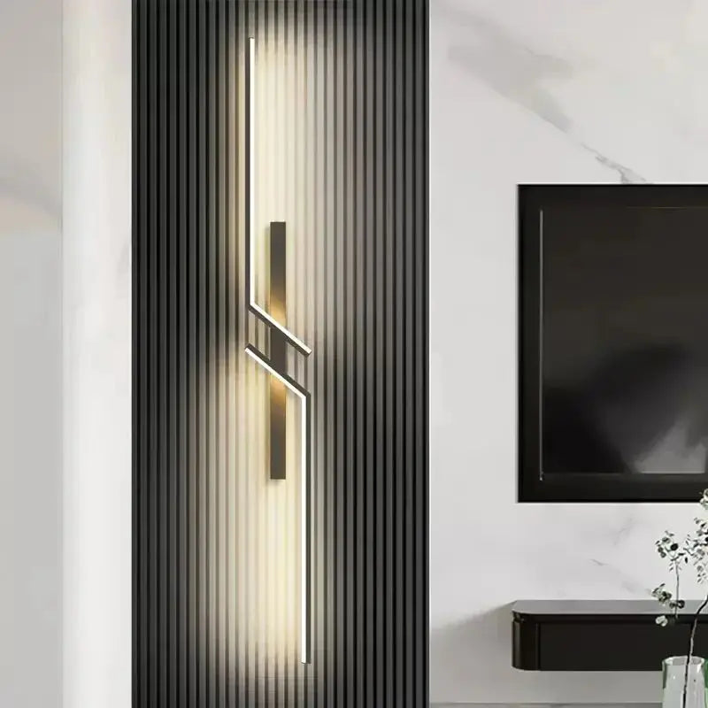 Moscow Vertical LED Wall Light — Sleek, Dimmable, Energy-Smart