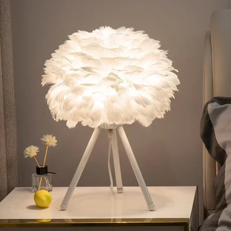 Pluma Feather Table Lamp