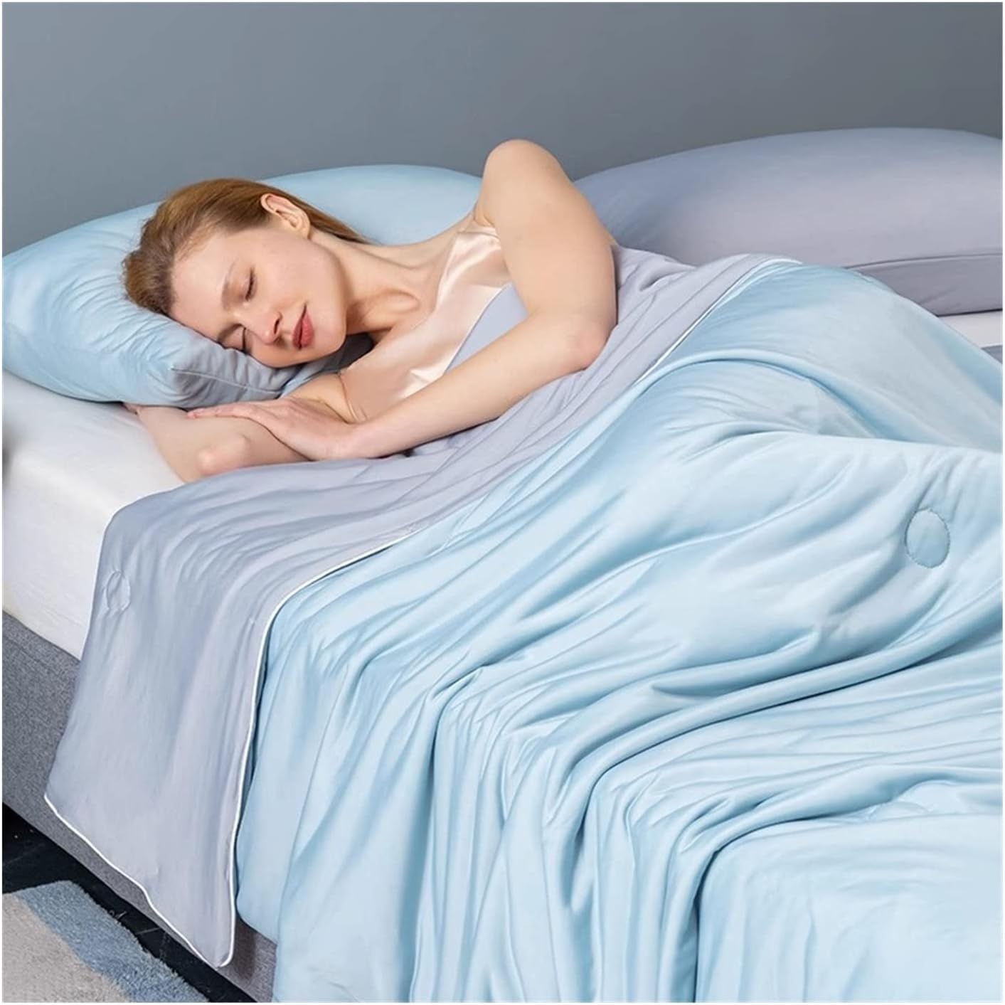 Vellura ChillWeave Cooling Blanket for Hot Sleepers